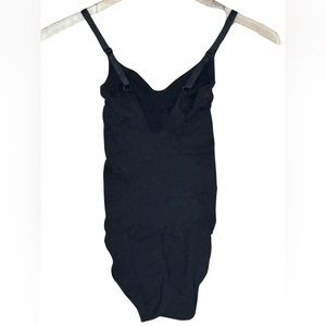 SKIMS: Seamless Sculpt Brief Bodysuit in Onyx